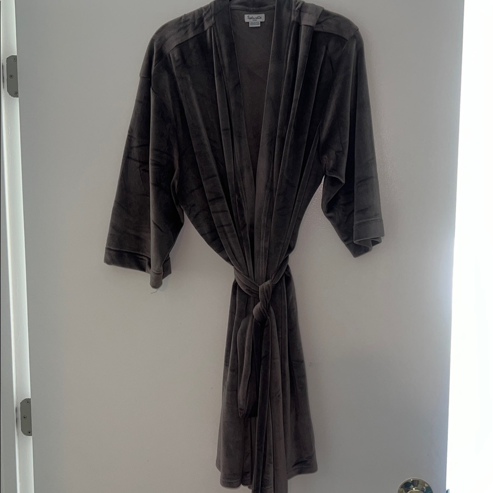 Splendid Light Purple Plush Robe - Picture 2 of 3